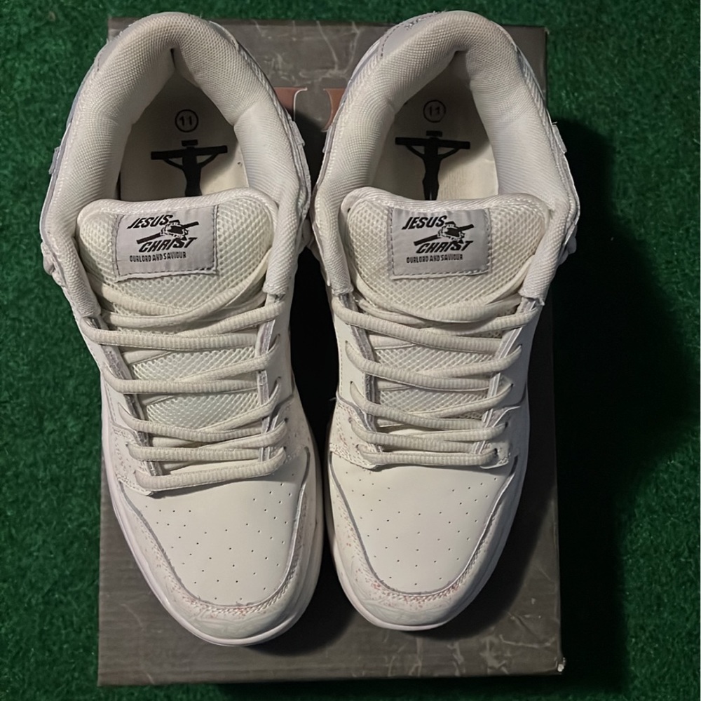 Jesus Dunk SB